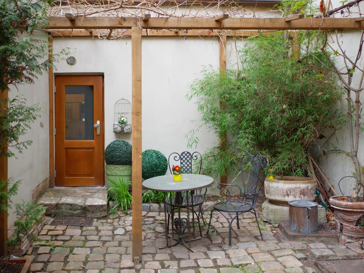 Appartement Romantic Nest Under Castle *